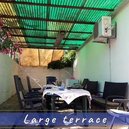 Hébergement de vacances Near The Sea Vacation Parja
