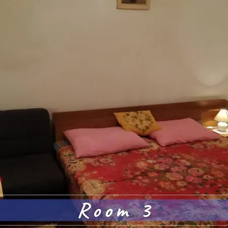 Near The Sea Vacation Parja Holiday home