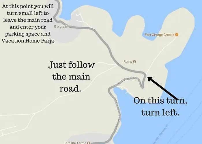 펜션 Near The Sea Vacation Parja 비스